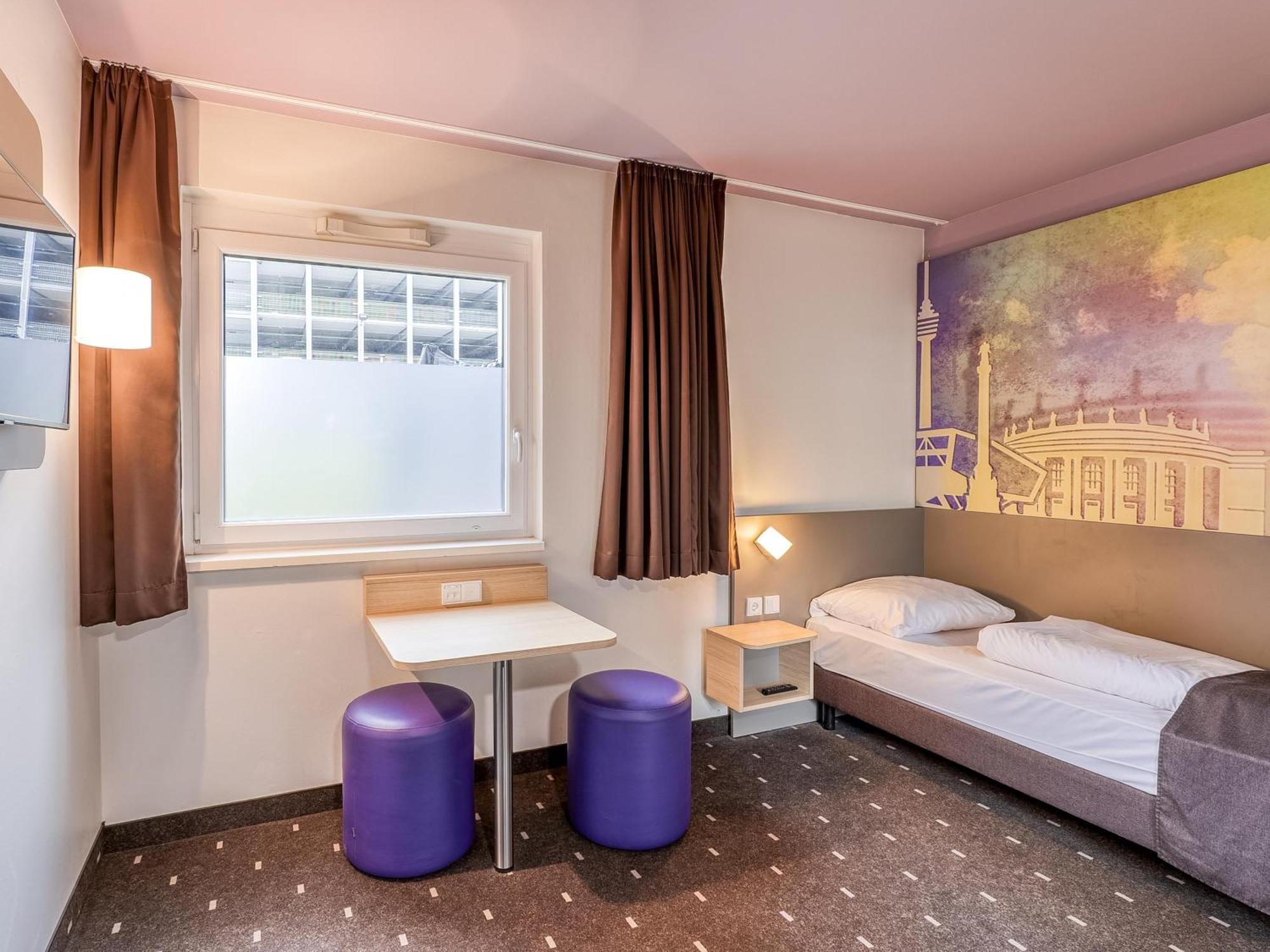 B&B Hotel Stuttgart-Vaihingen Eksteriør bilde