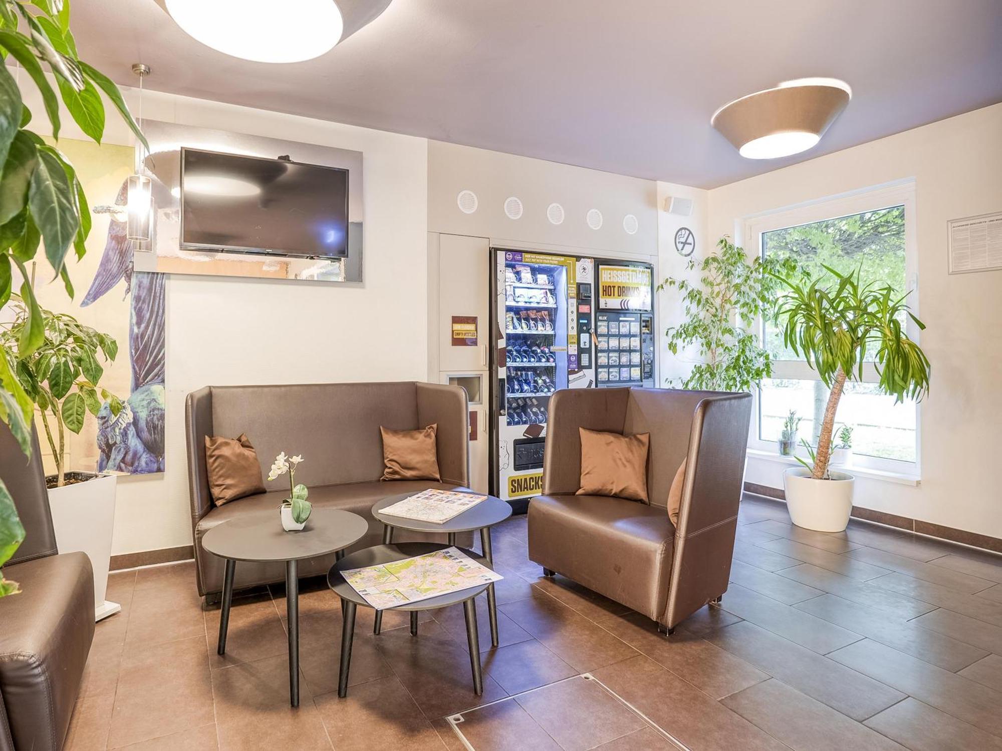 B&B Hotel Stuttgart-Vaihingen Eksteriør bilde
